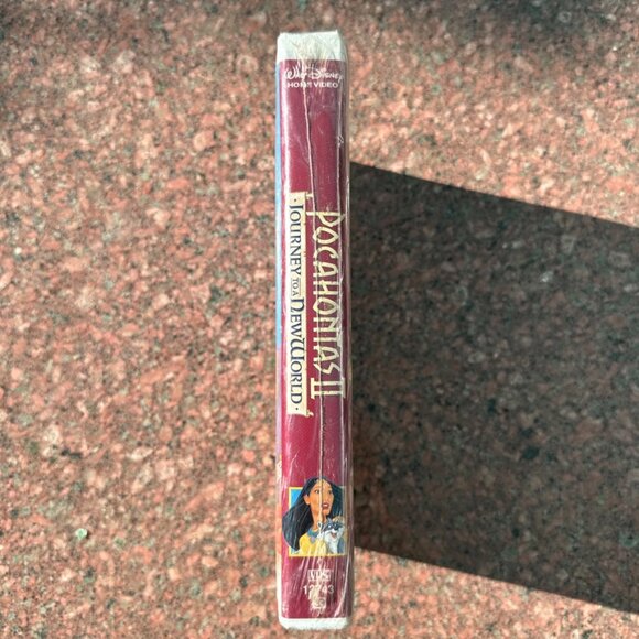 NEW Disney's Pocahontas 2 II Journey to a New World (VHS) Clamshell 1995 - Picture 3 of 7